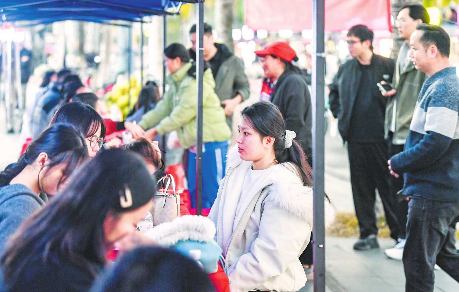 图片[1]-海南海口2场高校毕业生就业服务专项行动招聘会举办-副业部