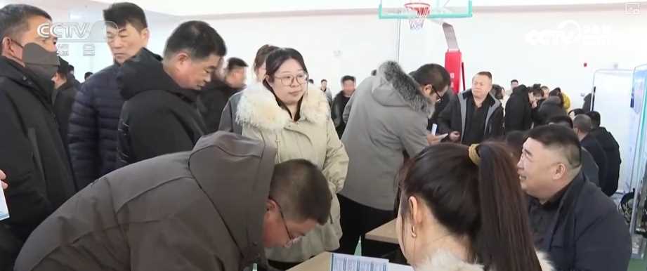 图片[5]-稳岗就业惠民生 暖心举措助力务工人员从“家门口”直达“厂门口”-副业部