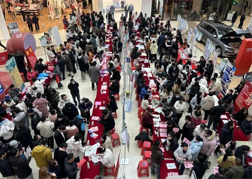 图片[1]-山东淄博：这场“三八”专场招聘会，让数千名女职工求职有路、维权有门-副业部