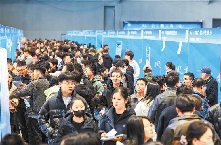 图片[1]-“春风”送岗暖民心——甘肃多地稳就业一线观察-副业部
